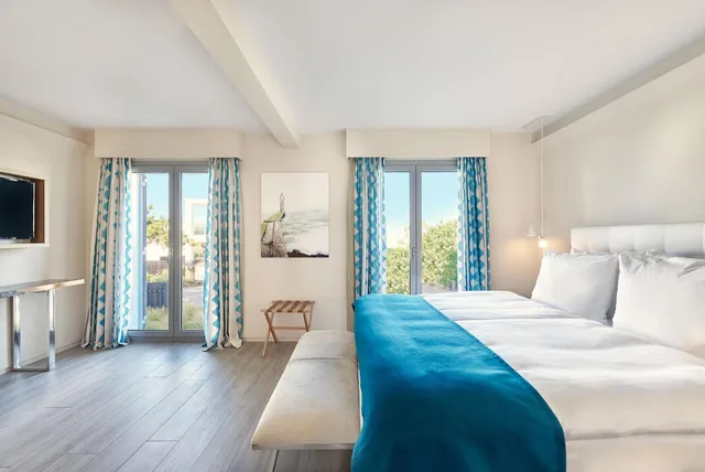 2 Bedrooms, Garden Pool, Suite, King Bed، 7Pines Resort Ibiza 1/2