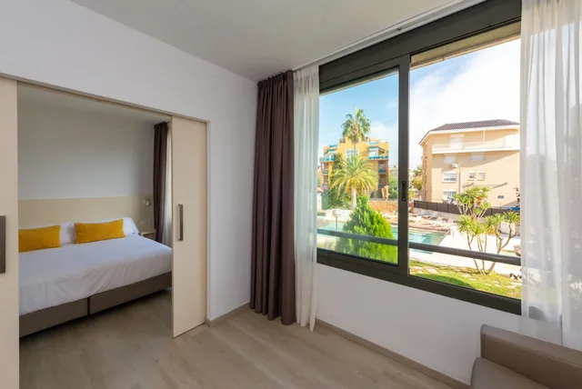 شقة سوبيريور بسرير مزدوج بإطلالة على المسبح، Apartamentos Atenea Park 1/8