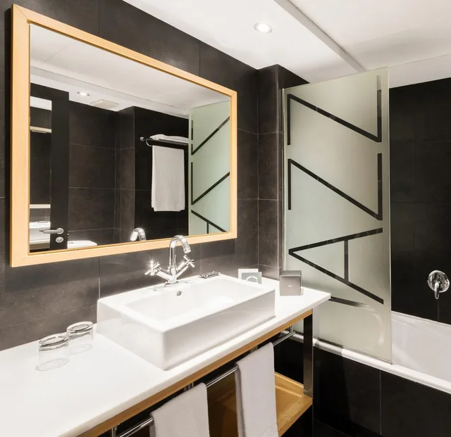 غرفة قياسية بسرير كينج، Hotel Jazz 6/10