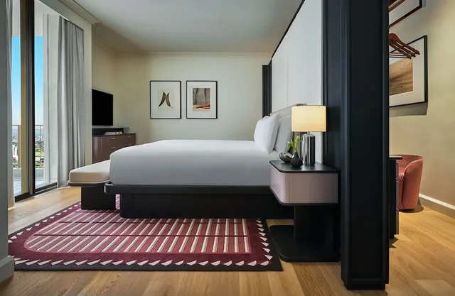 2 Bedrooms, Pendry, Suite، Pendry Newport Beach 3/5