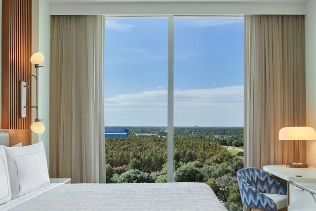 Junior Suite, Studio, King Bed, Sofa، Walt Disney World Swan Reserve 5/10