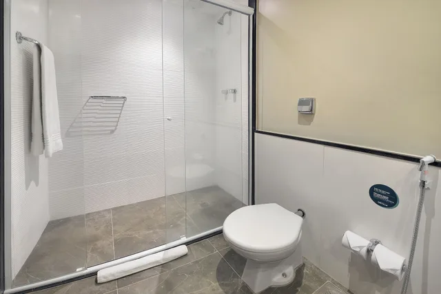 غرفة فاخرة بسريرين كوين، Hotel Deville Prime Cuiaba 9/10