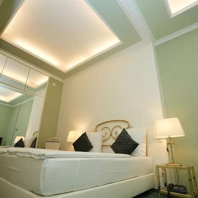Suite, King Bed, Hotel Palmenhof 3/9