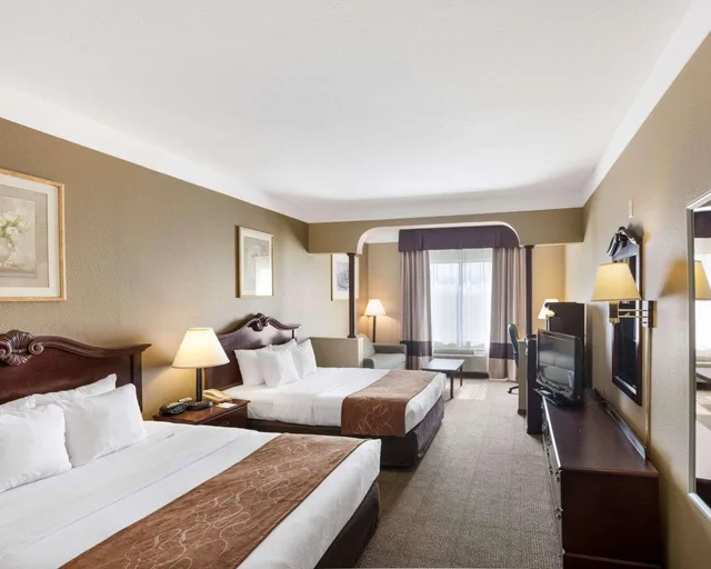 غرفة بسريرين كوين، Comfort Suites Plainview 2/4
