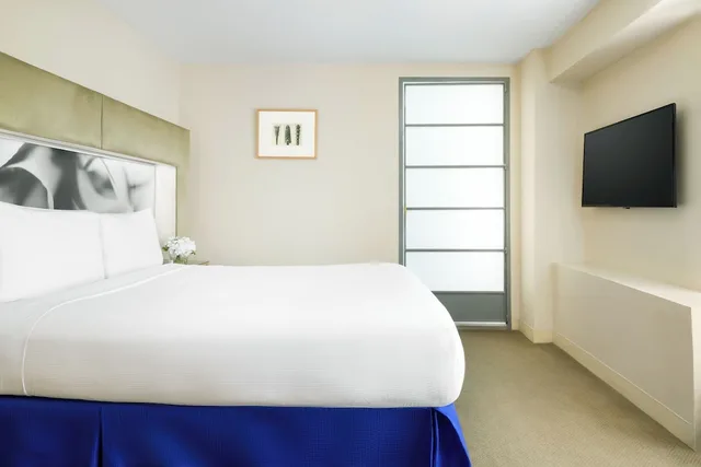 غرفة ديلوكس بسرير كوين، The Shoreham Hotel 3/10