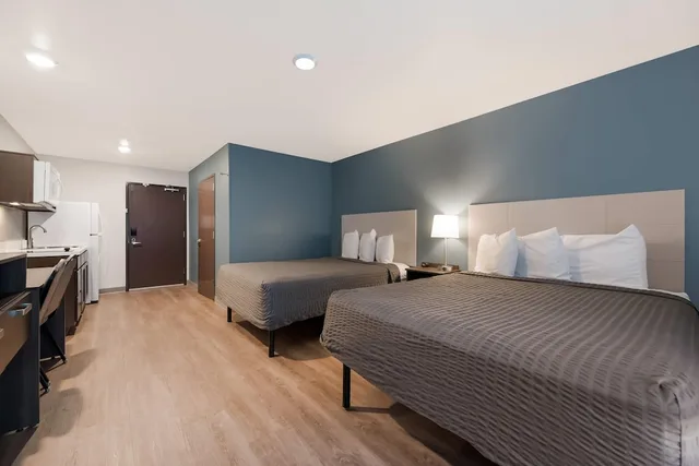 غرفة بسرير كوين لذوي الإعاقة، WoodSpring Suites Phoenix-Deer Valley 2/4