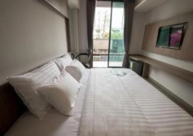 غرفة فاخرة بجاكوزي، V20 Boutique Hotel 3/8