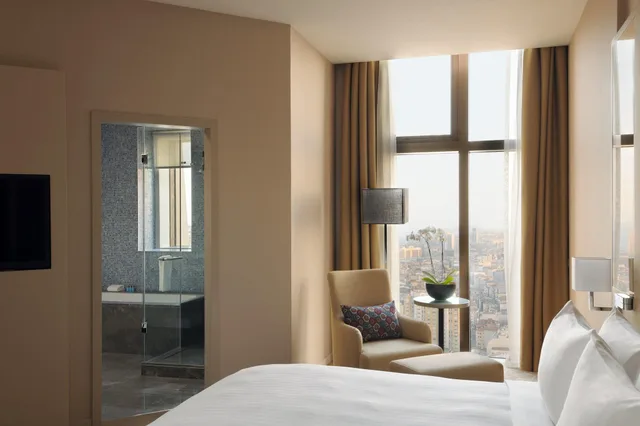 Executive, Suite, King Bed, Istanbul Marriott Hotel Sisli 6/6