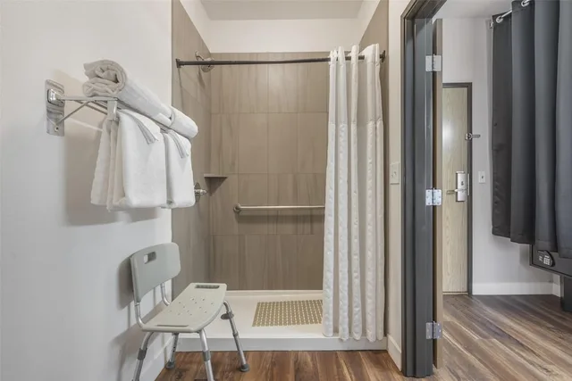 غرفة قياسية بسريرين كوين لذوي الإعاقة، Best Western Plus Columbia River Inn 8/8