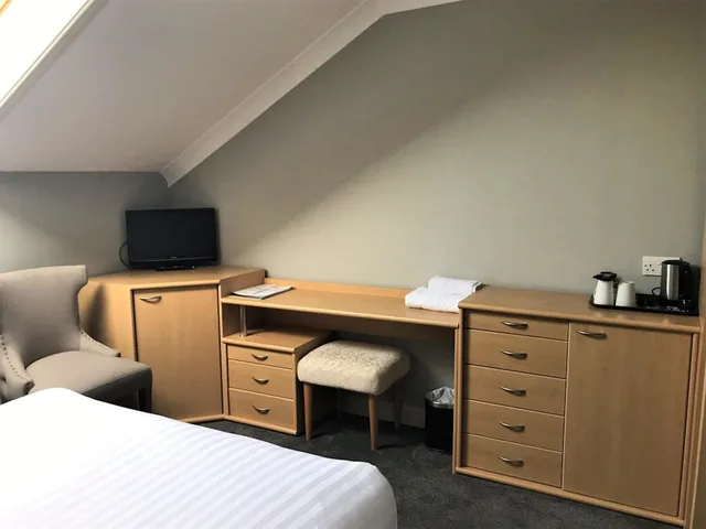 غرفة اقتصادية بسرير مزدوج، The Dunes Hotel 2/4