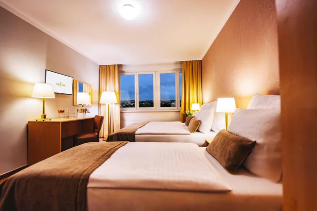 غرفة ثلاثية بسرير فردي، Hotel Charles Central 5/10