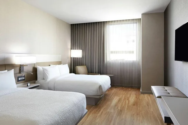 Room, 2 Queen Beds, Accessible, AC Hotel by Marriott Miami Aventura 1/3