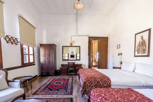 جناح عائلي بسريرين منفصلين وسريرين كوين، Atelya Art Hotel 2/9