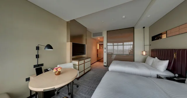 Fairmont Gold, 2 Queen Beds, City View, Lounge Access، Fairmont Quasar Istanbul 3/10