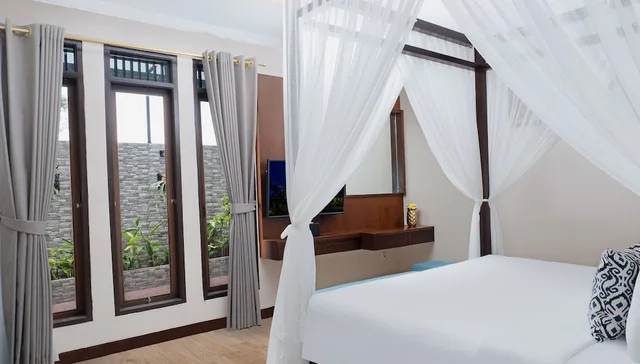 Private, 5 Bedrooms, Villa, 3 King Beds, Queen Bed, Hot Tub، Grand Sunshine Resort and Convention 9/10