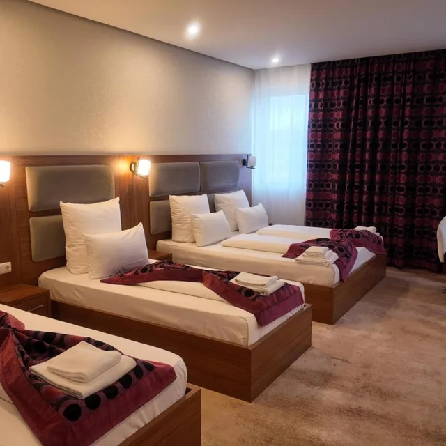 غرفة سوبيريور عائلية، Airport Global Hotel 1/5