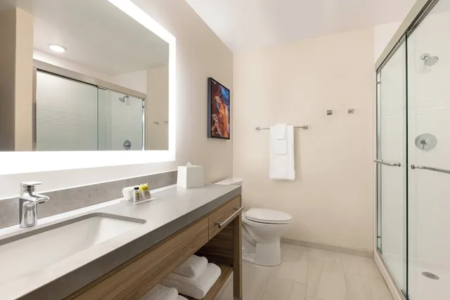 جناح استوديو بسريرين كوين لذوي الإعاقة، Candlewood Suites Morristown West by IHG 6/8
