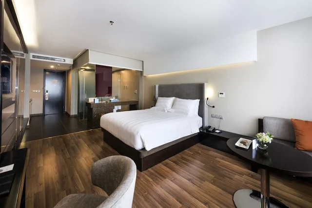استوديو ديلوكس بسرير كينج، Novotel Suites Hanoi 4/9
