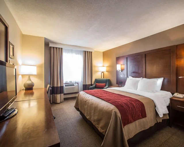 غرفة بسرير كوين، Quality Inn & Suites Boonville - Columbia 2/3