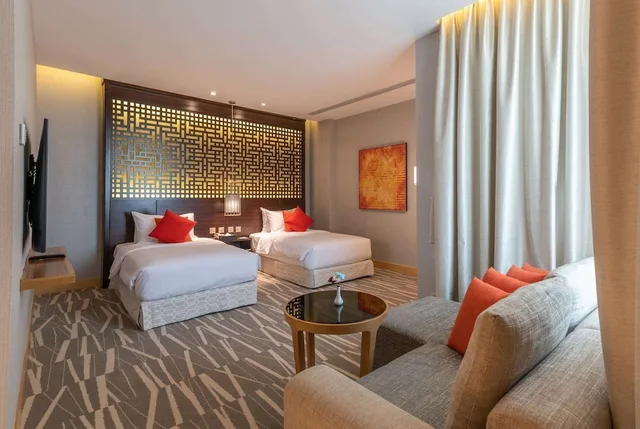 غرفة بسرير كينج، فندق رامادا القصيم(Ramada by Wyndham Al Qassim) 1/4