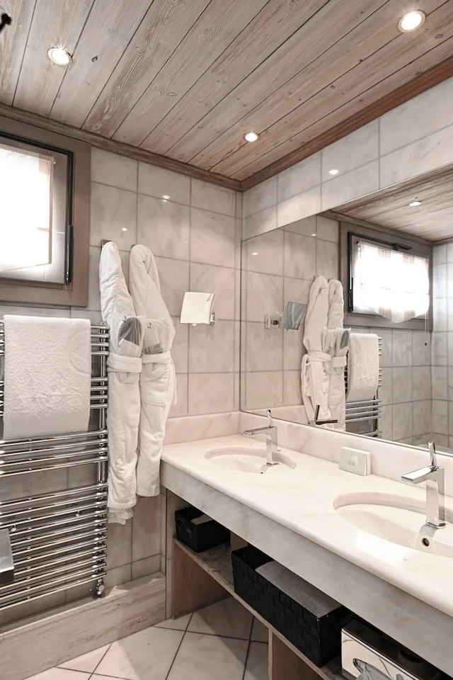 غرفة كلاسيكية بإطلالة على الجبل، Hôtel Tsanteleina 7/7