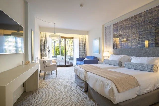 Oasis, Deluxe, Twin Beds, Sofa, Pool Access، Eurostars Sitges 1/2