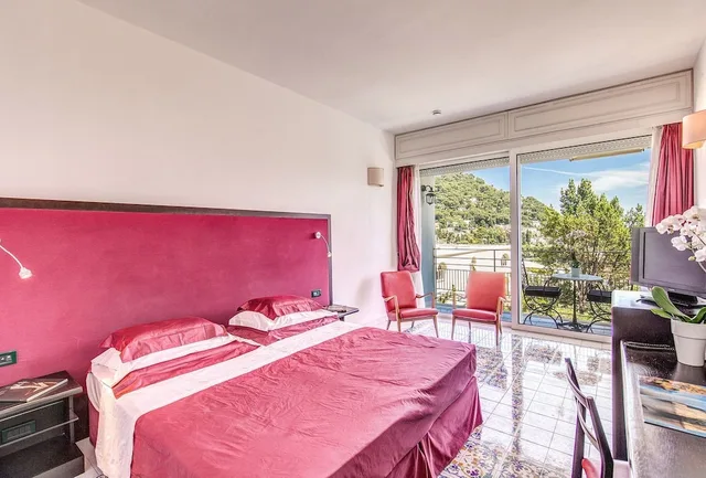 غرفة سوبيريور بسرير مزدوج بإطلالة على الحديقة، Regina Cristina Hotel 2/7
