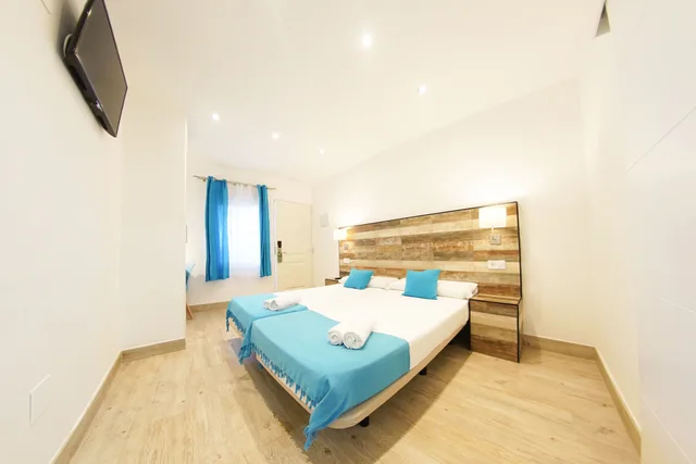 غرفة كومفورت بسرير مزدوج بشرفة، Hotel Zen Airport 3/10