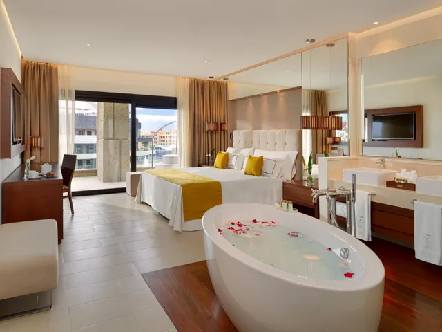 Harmony, Suite, Balcony or Terrace، Gf Victoria 3/3