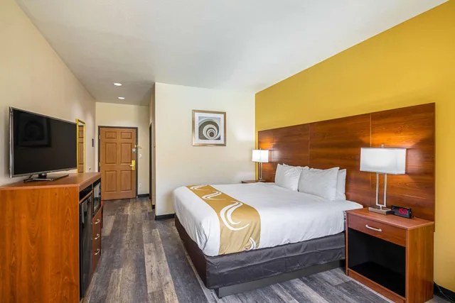 غرفة بسرير كينج لذوي الإعاقة، Quality Inn & Suites Lampasas 2/10