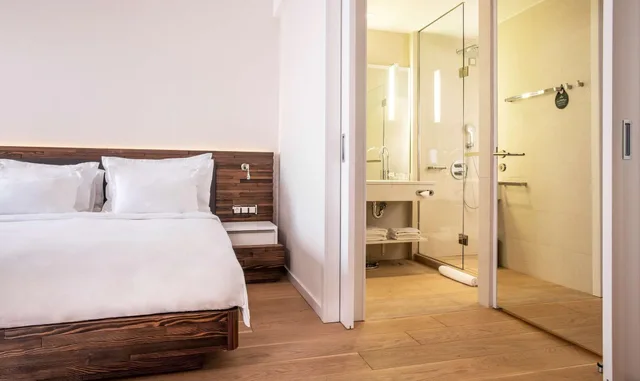 غرفة بسرير كينج، Radisson Collection Hotel Old Mill Belgrade 5/8