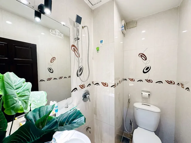 غرفة أساسية ثلاثية، Calmette Hotel 2/2
