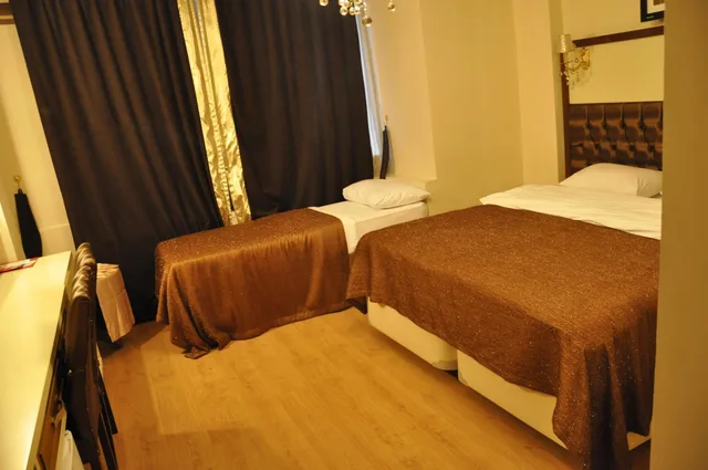 غرفة قياسية ثلاثية، GLORIA TIBI HOTEL 3/9