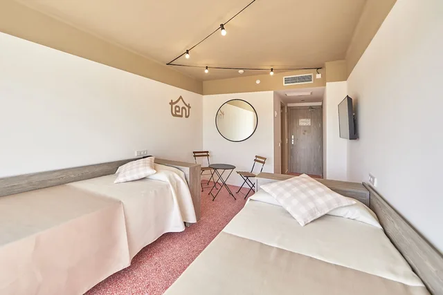 Standard, Single, Single Bed, Balcony, Tent Playa de Palma 2/9