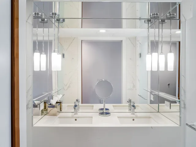 غرفة بسرير كينج، 33 Hotel, New York City, Seaport 5/5