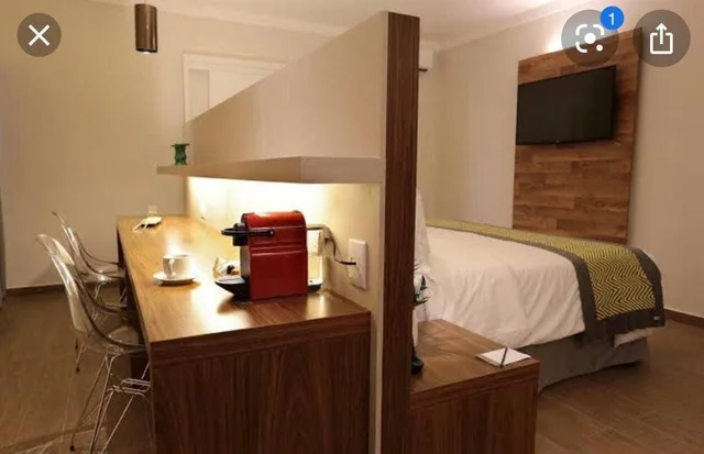 Suite, Oasis Plaza 5/9