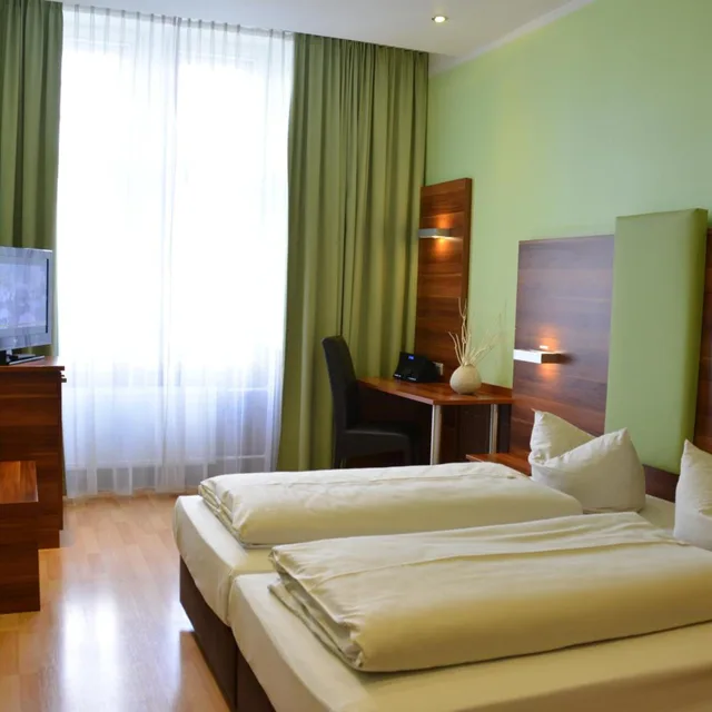 غرفة بسرير مزدوج أو سريرين منفصلين، Arthotel Munich 2/10