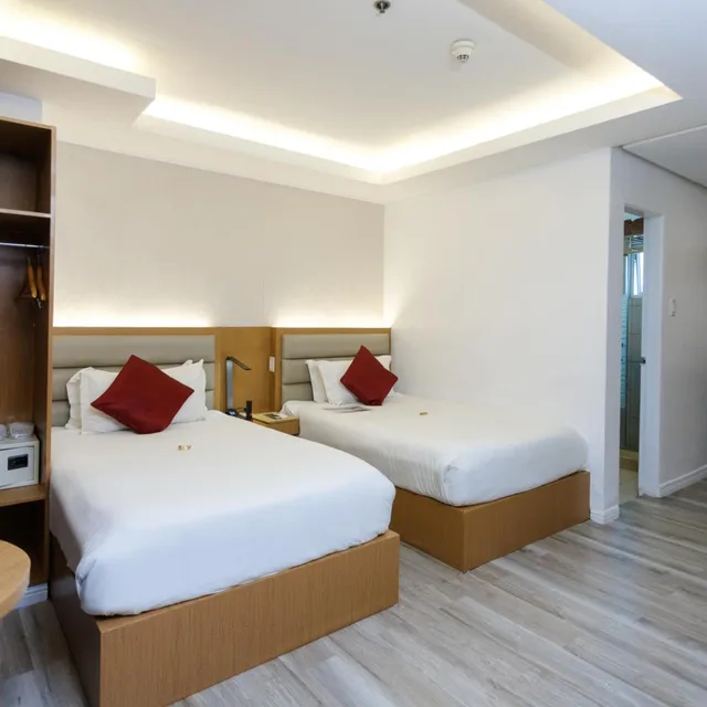 جناح كلوب بريستيج بسريرين منفصلين، Regency Grand Suites 3/10