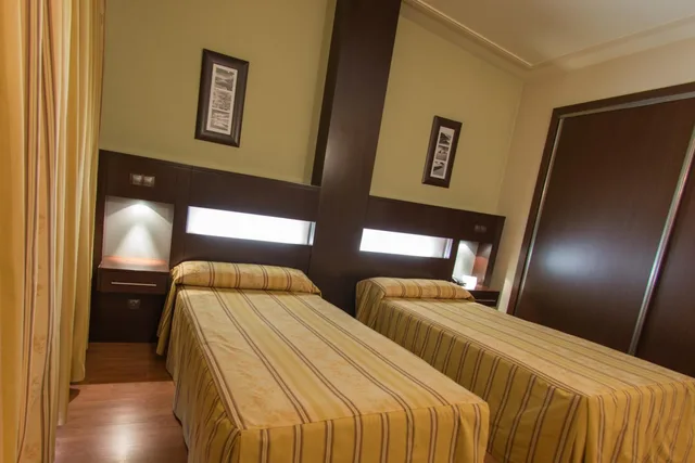 غرفة بسريرين منفصلين، Hotel Los 5 Pinos 1/10