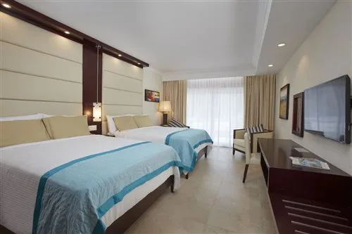غرفة بسريرين كوين بإطلالة على المسبح، Divi Aruba All Inclusive Resort 1/2