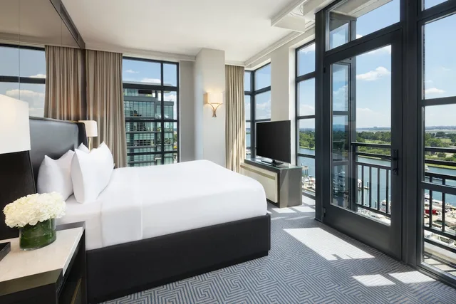 Constellation, Suite, Single Bed، InterContinental Washington D.C. - The Wharf, an IHG Hotel 1/2