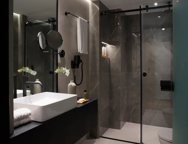غرفة متصلة عائلية، The Port Square Hotel 3/3
