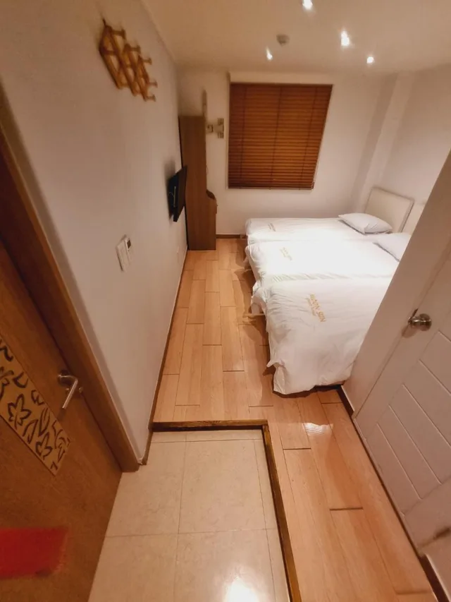 غرفة ثلاثية، Moon Sun Guesthouse 1/5