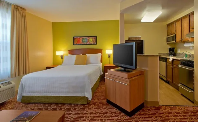 استوديو بسرير كوين مع أريكة، Towneplace Suites Findlay 1/4
