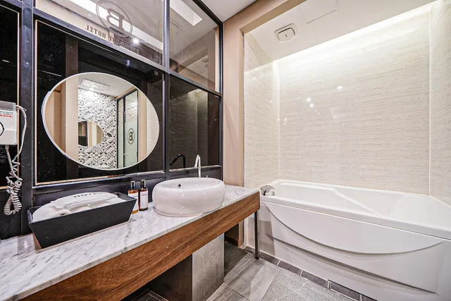 جناح بسريرين كوين، Brown-Dot Hotel Daegu Hyukshin Doshi 7/9