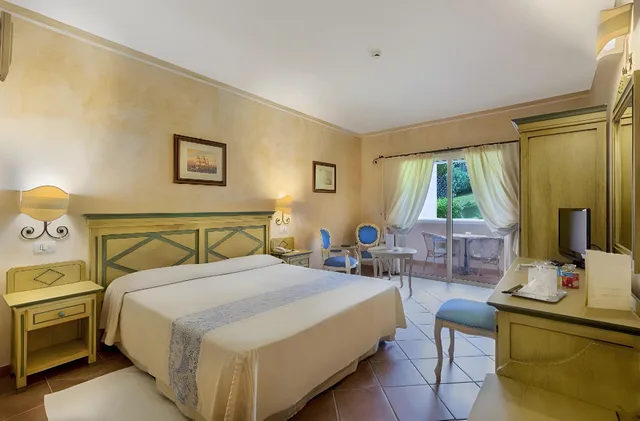 غرفة مفردة بسرير مزدوج، Colonna Resort 2/2