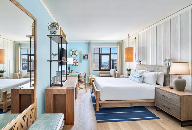 غرفة بسرير كينج لذوي الإعاقة، Margaritaville Hotel San Diego Gaslamp Quarter 1/1