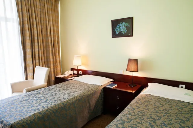 1 Bedroom, Deluxe, Twin Beds, Lake Side, Lake View، GORILLAS LAKE KIVU HOTEL 1/3
