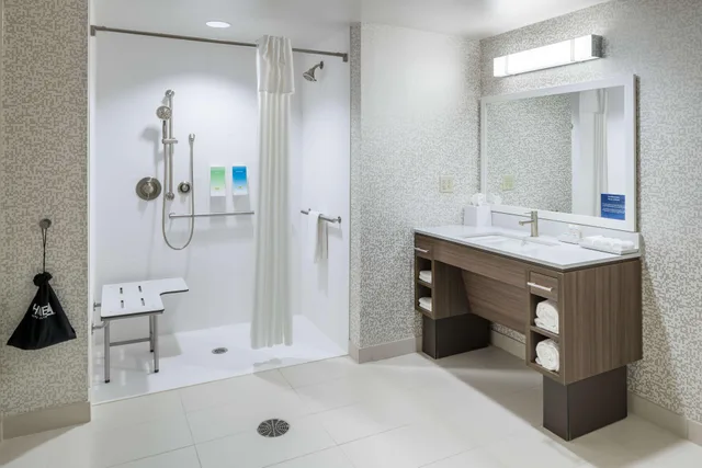 Suite, Accessible, Home2 Suites By Hilton Fort Worth Cultural District Tx 2/2