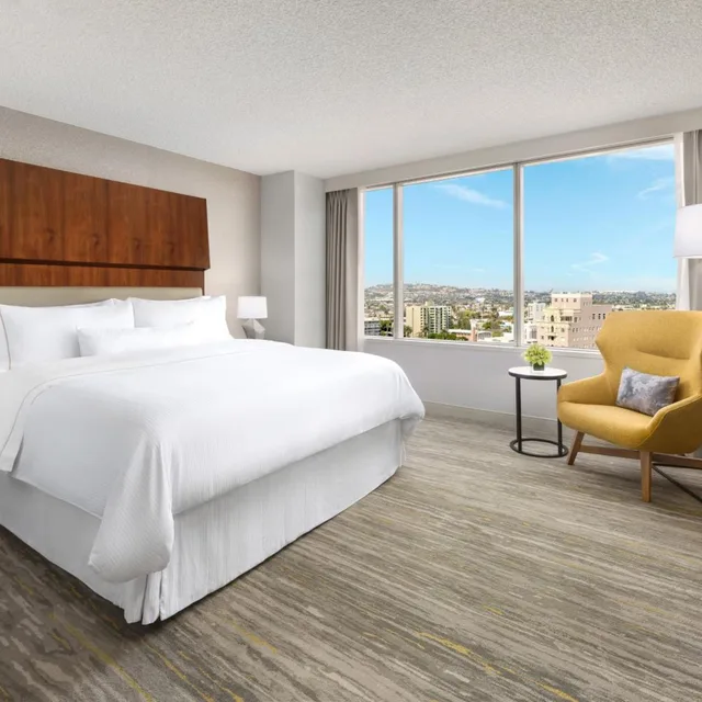 غرفة بسرير كينج، Westin Long Beach 4/20